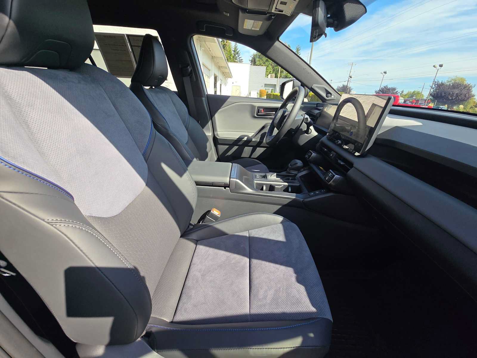 Used 2026 Toyota RAV4 XSE w/ Panoramic Sun Roof Package AWD/4WD image 11
