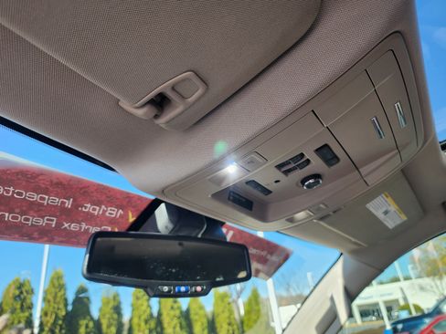 Used 2020 Chevrolet Tahoe LT image 40