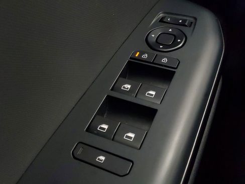 Used 2025 Kia K4 FWD image 18