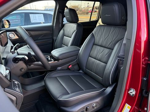 New 2026 Buick Enclave Avenir image 15