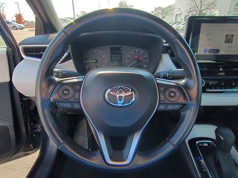 Used 2023 Toyota Corolla SE image 17