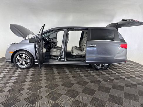 Used 2018 Honda Odyssey Touring image 10