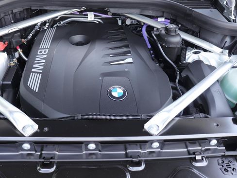 New 2026 BMW X5 sDrive40i w/ Climate Comfort Package RWD image 40