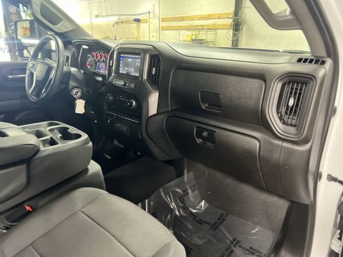 Certified 2023 Chevrolet Silverado 2500 Custom w/ Custom Value Package image 29