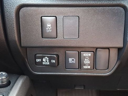Certified 2022 Toyota Tacoma TRD Off-Road w/ Technology Package AWD/4WD image 24