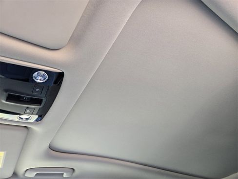 New 2026 Kia Sportage EX image 18