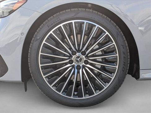 New 2026 Mercedes-Benz E 350 4MATIC Sedan image 10