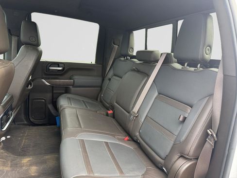 Used 2022 GMC Sierra 2500 Denali AWD/4WD image 12