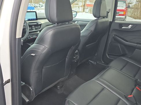 Used 2022 Ford Escape Titanium w/ Class II Trailer Tow Package image 35