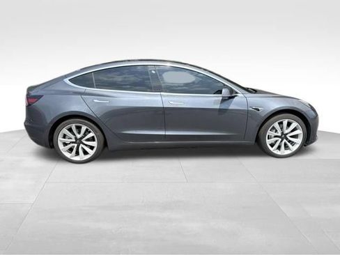 Used 2018 Tesla Model 3 Long Range RWD image 14