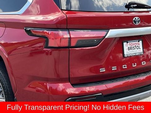 Used 2023 Toyota Sequoia Capstone AWD/4WD image 5