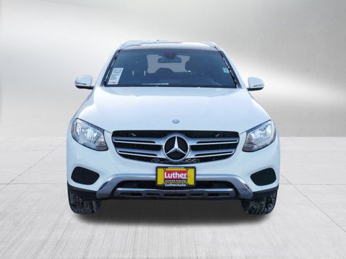 Used 2017 Mercedes-Benz GLC 300 4MATIC image 2