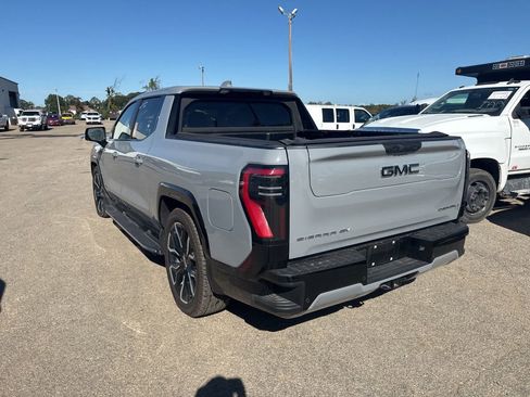 Used 2025 GMC Sierra EV Denali image 2