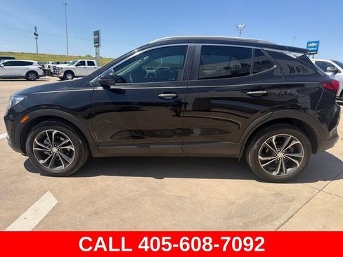 Used 2022 Buick Encore GX Select w/ Advanced Technology Package FWD image 6