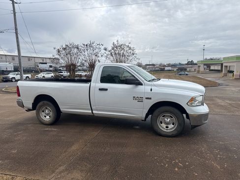 Used 2019 RAM 1500 Tradesman w/ Power & Remote Entry Group image 16