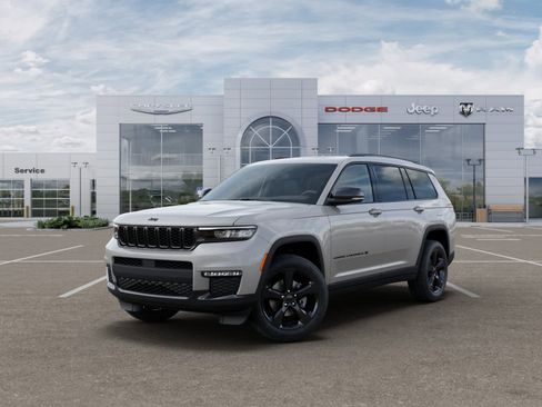New 2025 Jeep Grand Cherokee L Limited w/ Black Appearance Package AWD/4WD image 1