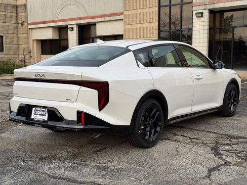 New 2025 Kia K4 GT-Line Turbo image 3
