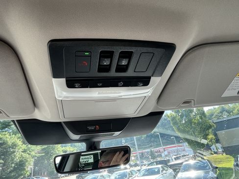 New 2026 Nissan Pathfinder Platinum AWD/4WD image 10