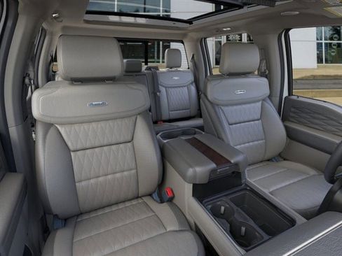New 2026 Ford F350 4x4 Crew Cab DRW Super Duty image 32