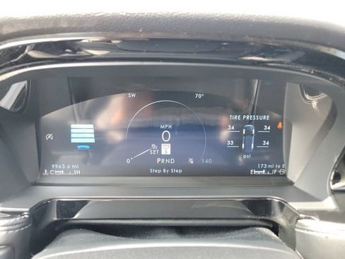 Certified 2024 Lincoln Corsair AWD w/ Equipment Group 101A image 33
