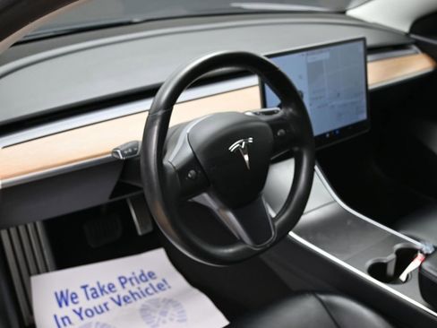 Used 2018 Tesla Model 3 Long Range image 18