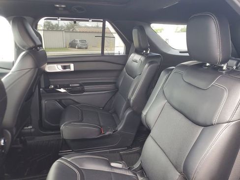 Used 2023 Ford Explorer ST w/ Equipment Group 401A AWD/4WD image 11