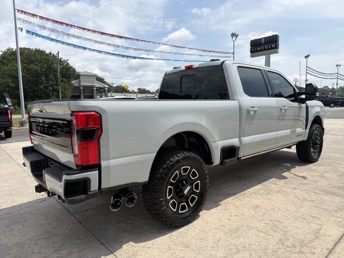 Used 2026 Ford F350 Platinum AWD/4WD image 6