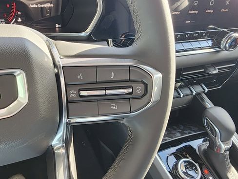 New 2026 GMC Canyon Elevation w/ Convenience Package image 21