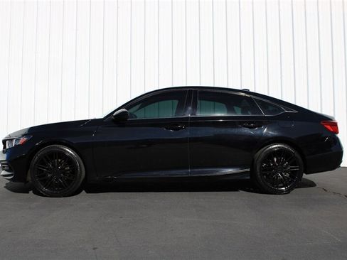 Used 2018 Honda Accord EX image 5