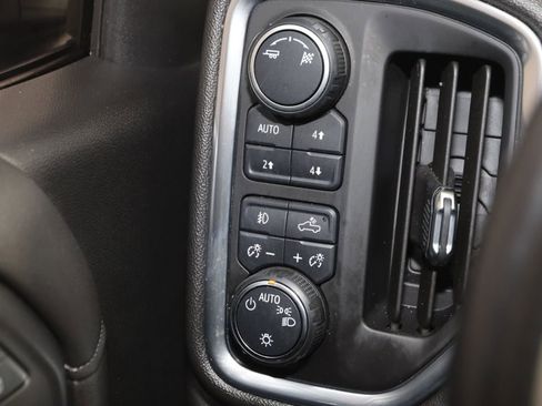 Used 2019 Chevrolet Silverado 1500 LT Trail Boss AWD/4WD image 24