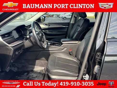 Used 2021 Jeep Grand Cherokee L Limited AWD/4WD image 9