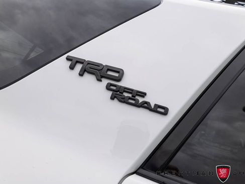 Used 2021 Toyota 4Runner TRD Off-Road AWD/4WD image 7