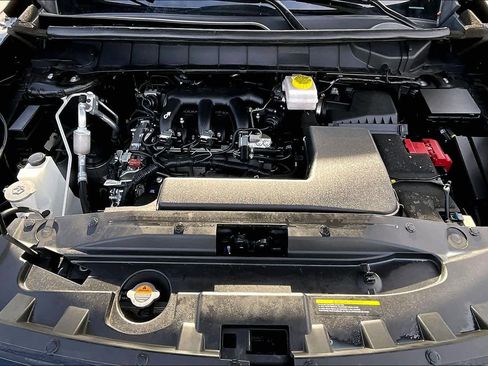 Used 2025 Nissan Pathfinder SV w/ SV Premium Package image 38