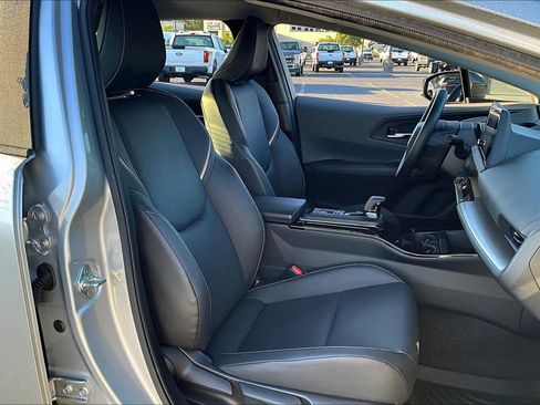 Used 2023 Toyota Prius XLE image 7