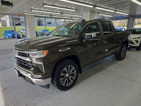 Certified 2023 Chevrolet Silverado 1500 LT AWD/4WD image 2