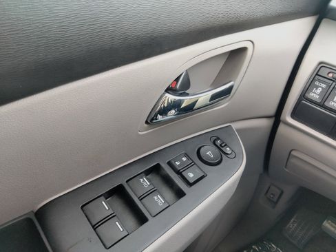 Used 2016 Honda Odyssey EX image 17