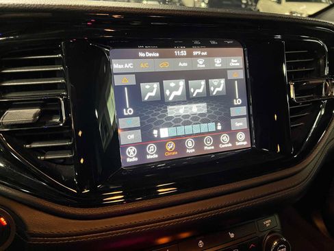 Used 2022 Dodge Durango GT AWD/4WD image 32