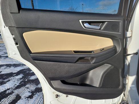 Used 2018 Ford Edge SEL w/ Equipment Group 201A image 10