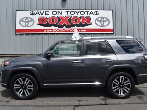 Certified 2020 Toyota 4Runner Limited AWD/4WD image 4