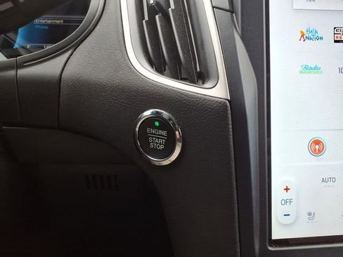 Used 2023 Ford Edge SEL w/ Convenience Package image 20