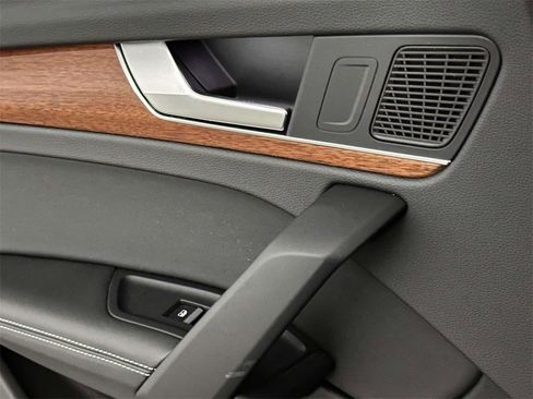 Used 2023 Audi Q5 2.0T Premium Plus w/ Premium Plus Package image 20