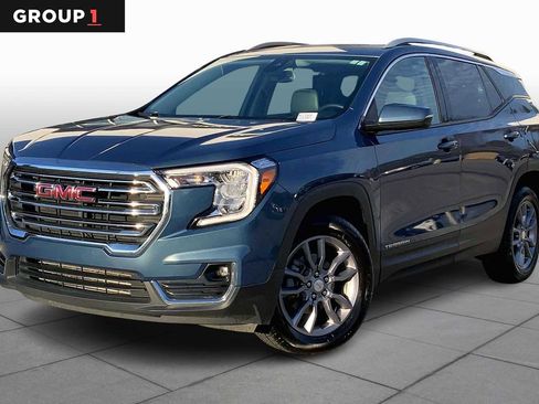 Used 2024 GMC Terrain SLT image 1