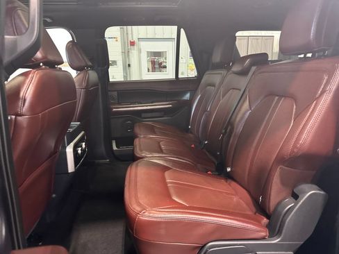 Used 2024 Ford Expedition Max Limited AWD/4WD image 26