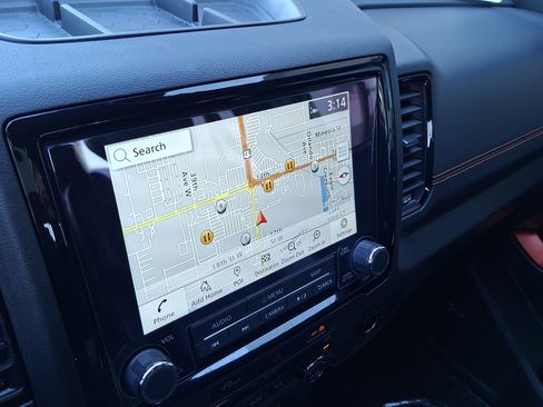 Certified 2023 Nissan Frontier PRO-4X w/ Pro-4X Premium Package image 13