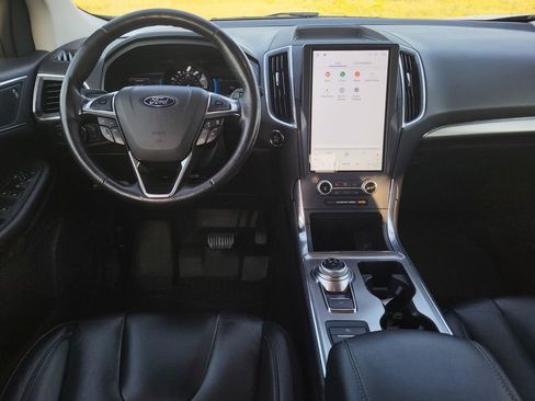 Used 2022 Ford Edge Titanium image 28