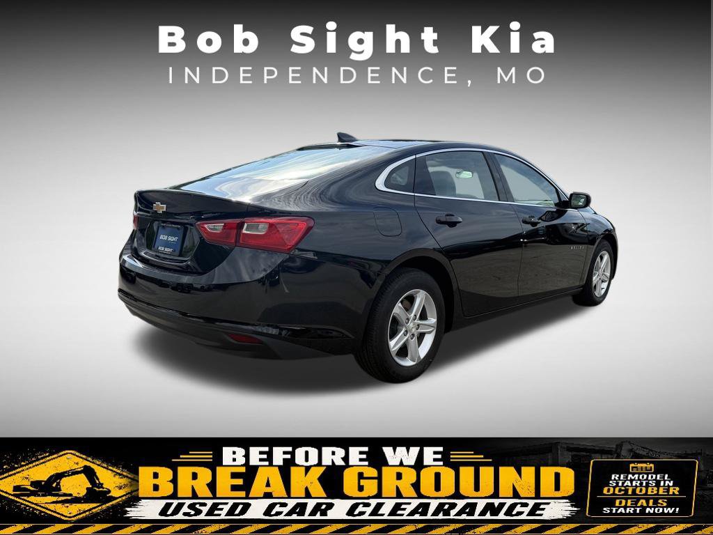Used 2024 Chevrolet Malibu LS FWD image 11