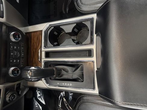 Used 2020 Ford F150 Lariat w/ Equipment Group 502A Luxury image 14