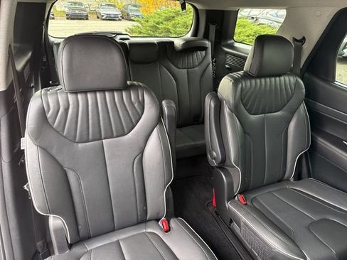 Certified 2024 Hyundai Palisade Limited image 30