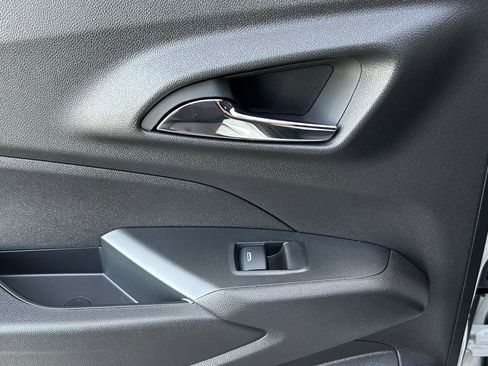 New 2025 Chevrolet Trax RS w/ Driver Confidence Package image 17