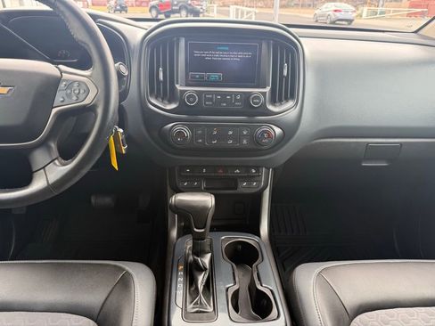 Used 2015 Chevrolet Colorado Z71 w/ LPO, Bed Protection Package image 43